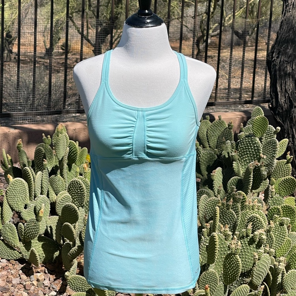 CHAMPION - Sleeveless Athletic Top